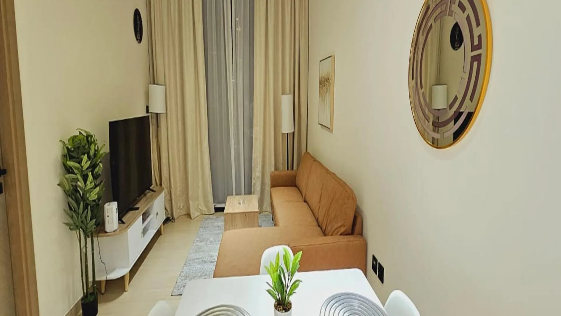 Luxury Belvilla 1Br Pool View Apartment In Jvc Dubai