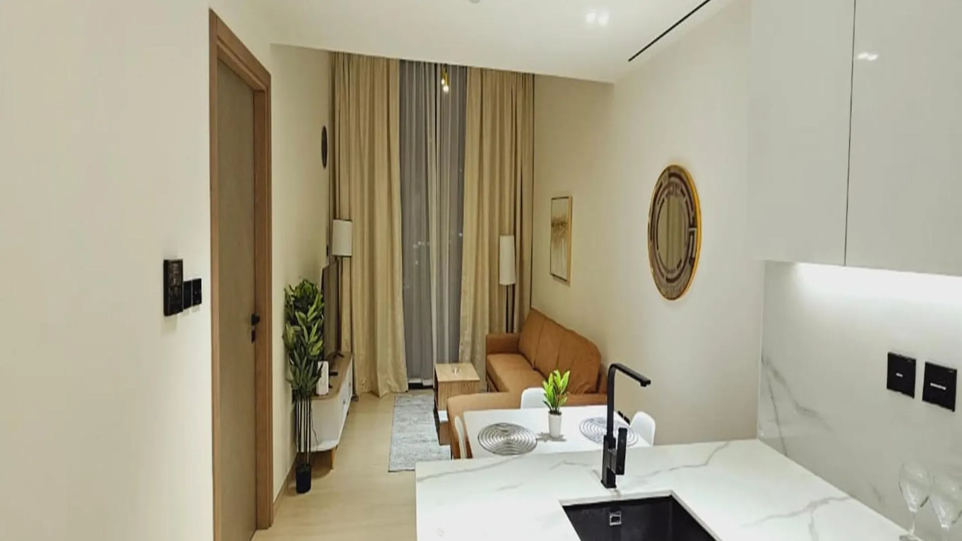 Luxury Belvilla 1Br Pool View Apartment In Jvc Dubai