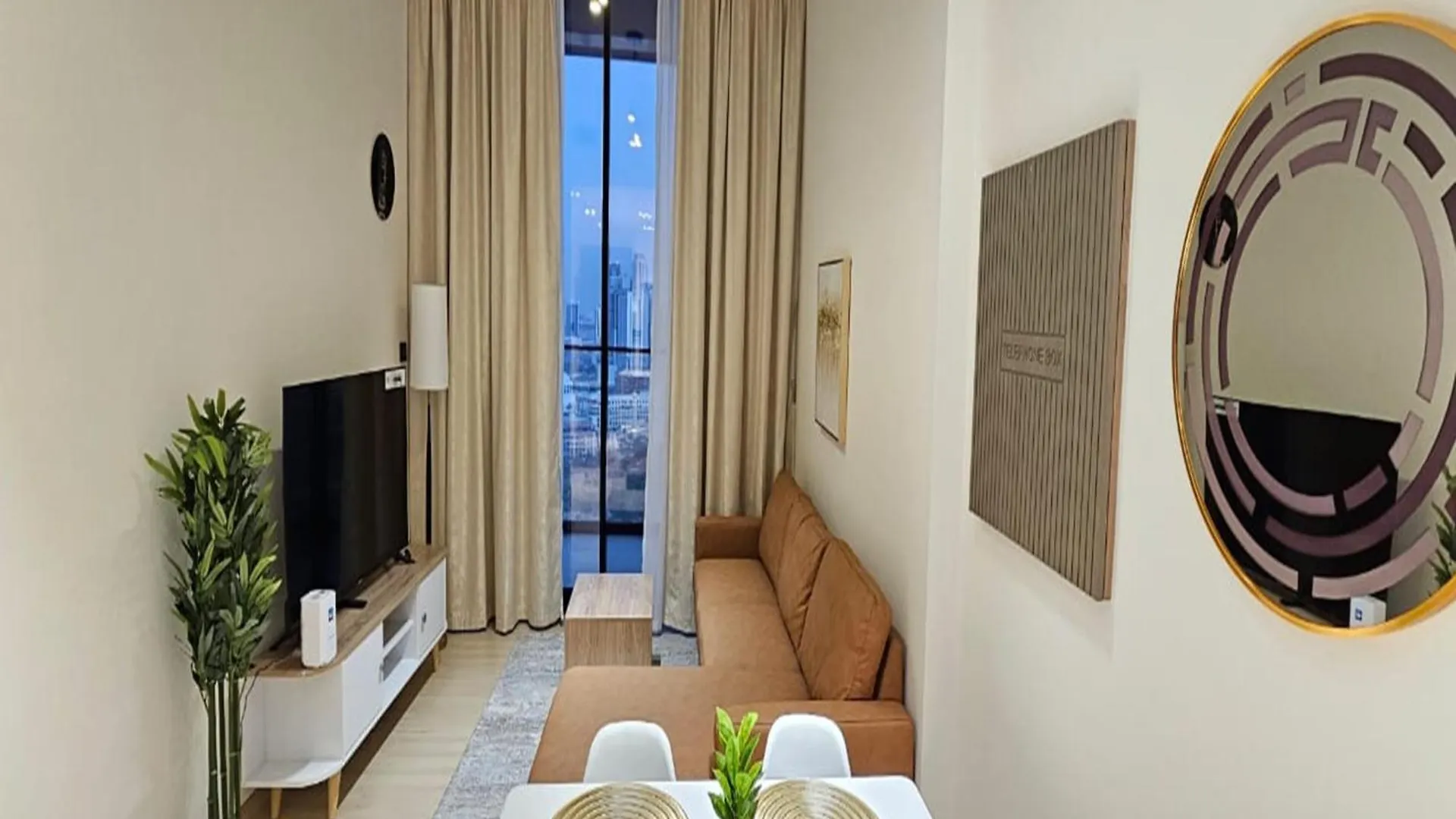 Luxury Belvilla 1Br Pool View Apartment In Jvc Dubai