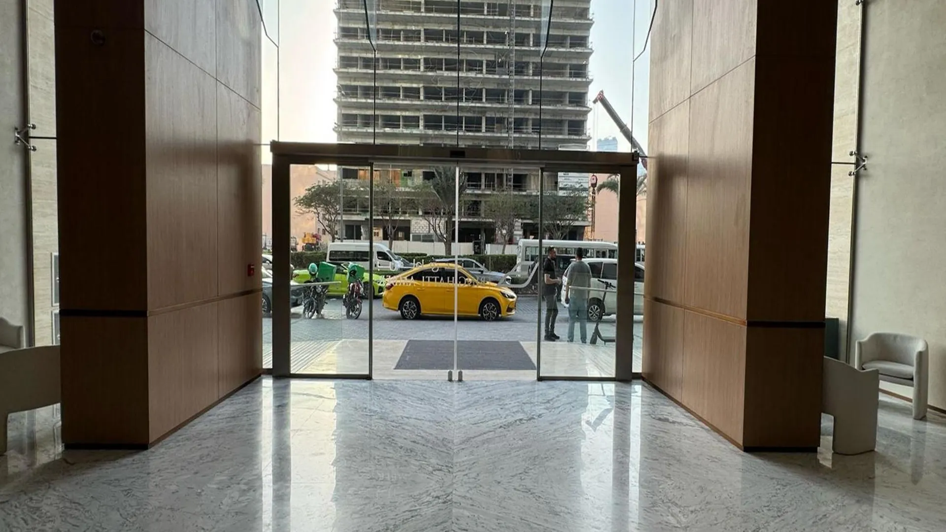 Luxury Belvilla 1Br Pool View Apartment In Jvc Dubai